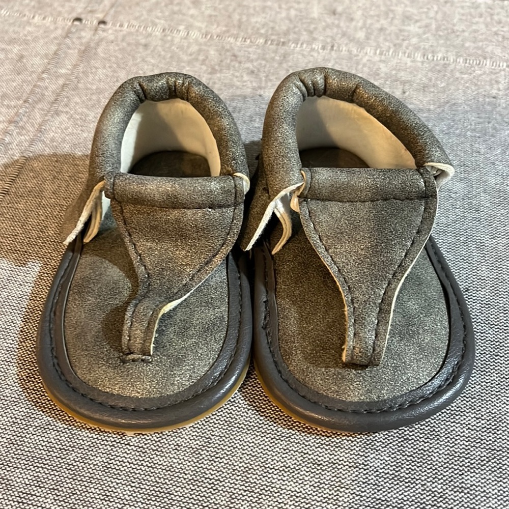 Monkey Feet Fringe Sandals